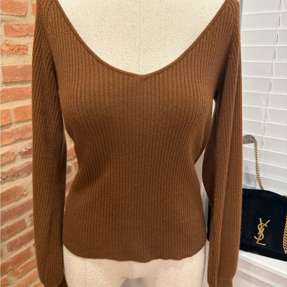 Brown V-Neck Ribbed Sweater